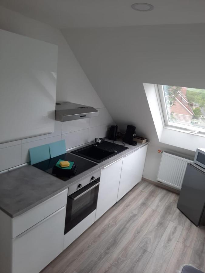 Ferienwohnung Apartment - Free Parking - Wifi - Kitchen Essen Eksteriør billede
